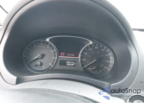 2015 Nissan Altima 2.5 S z USA, uszkodzony, nr VIN 1N4AL3AP3FC453339